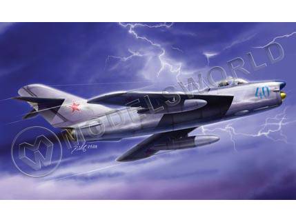 Склеиваемая пластиковая модель Советский истребитель MiG-17PF Fresco D. Масштаб 1:48 - фото 1